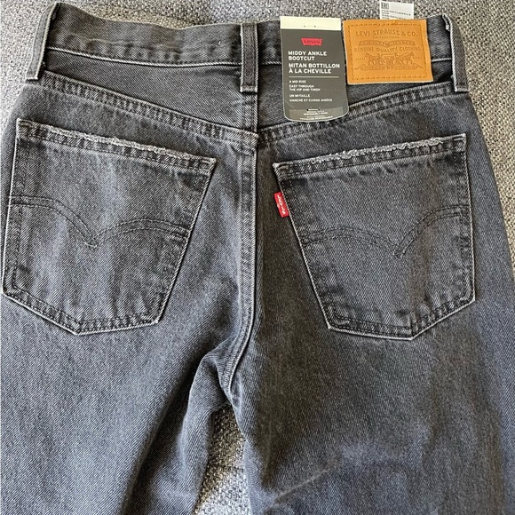 Levi's middy ankle bootcut jeans - Picture 8 of 9
